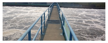 Aguas residuales de la industria textil lluvia